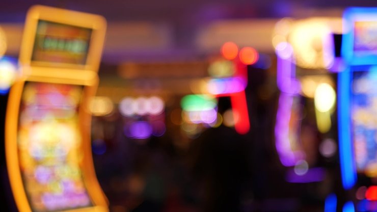 Privasi akun mobile saat berada di ruang umum